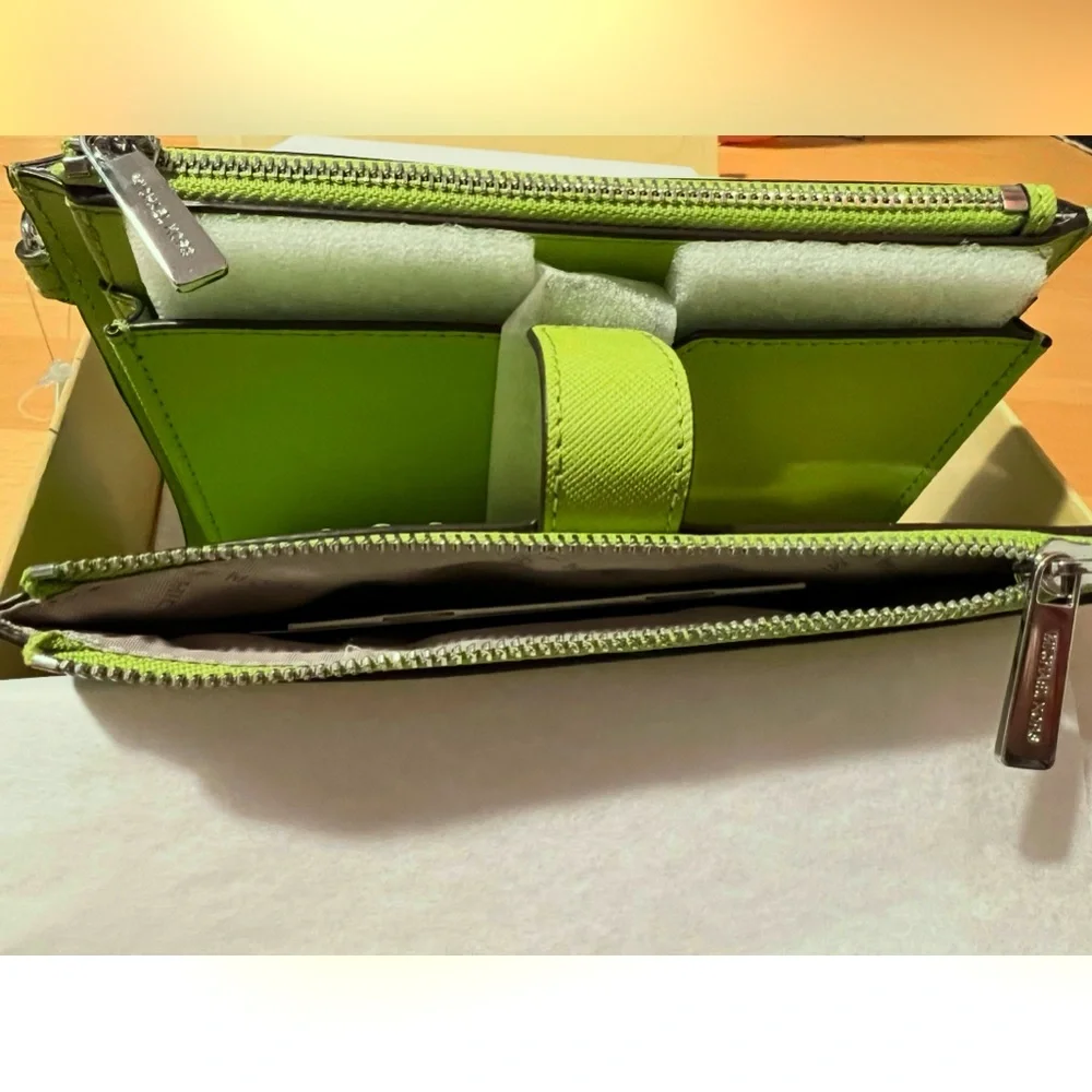 Michael - Michael Kors LEATHER LARGE DOUBLE ZIP WRISTLET LIME Full Inclusion